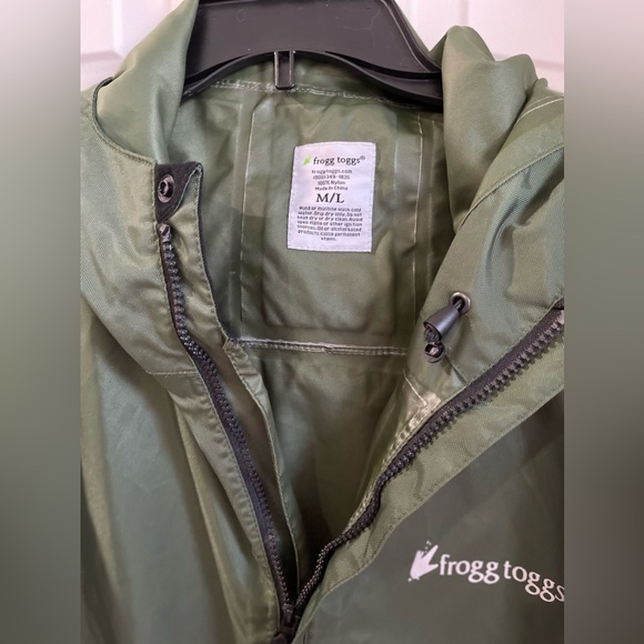 Frogg Toggs Mens Green Long Sleeve Zip Front Hooded Windbreaker Jacket Sz M/L - Picture 5 of 8